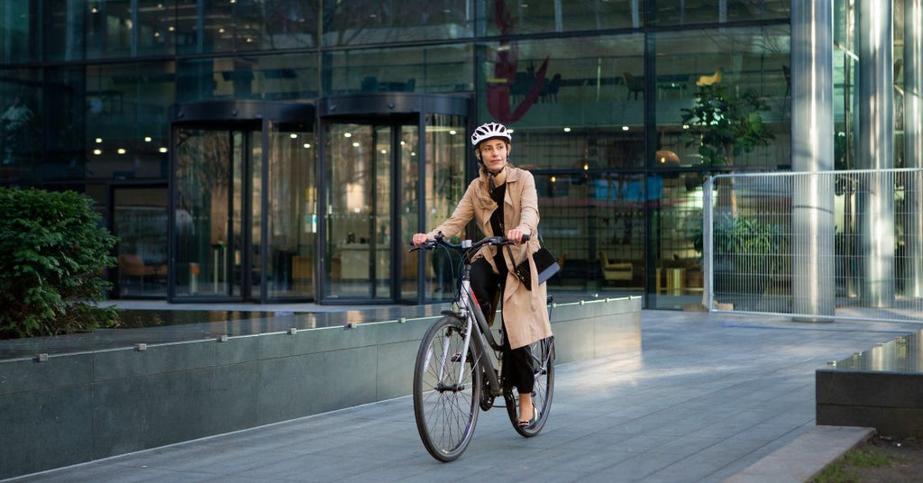 ¿Es obligatorio el casco en bici por ciudad?