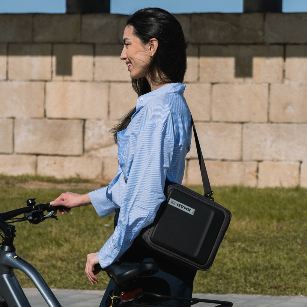 bolsa-manillar-bicicleta-Daily-Shad-Bikes-ambiente-4