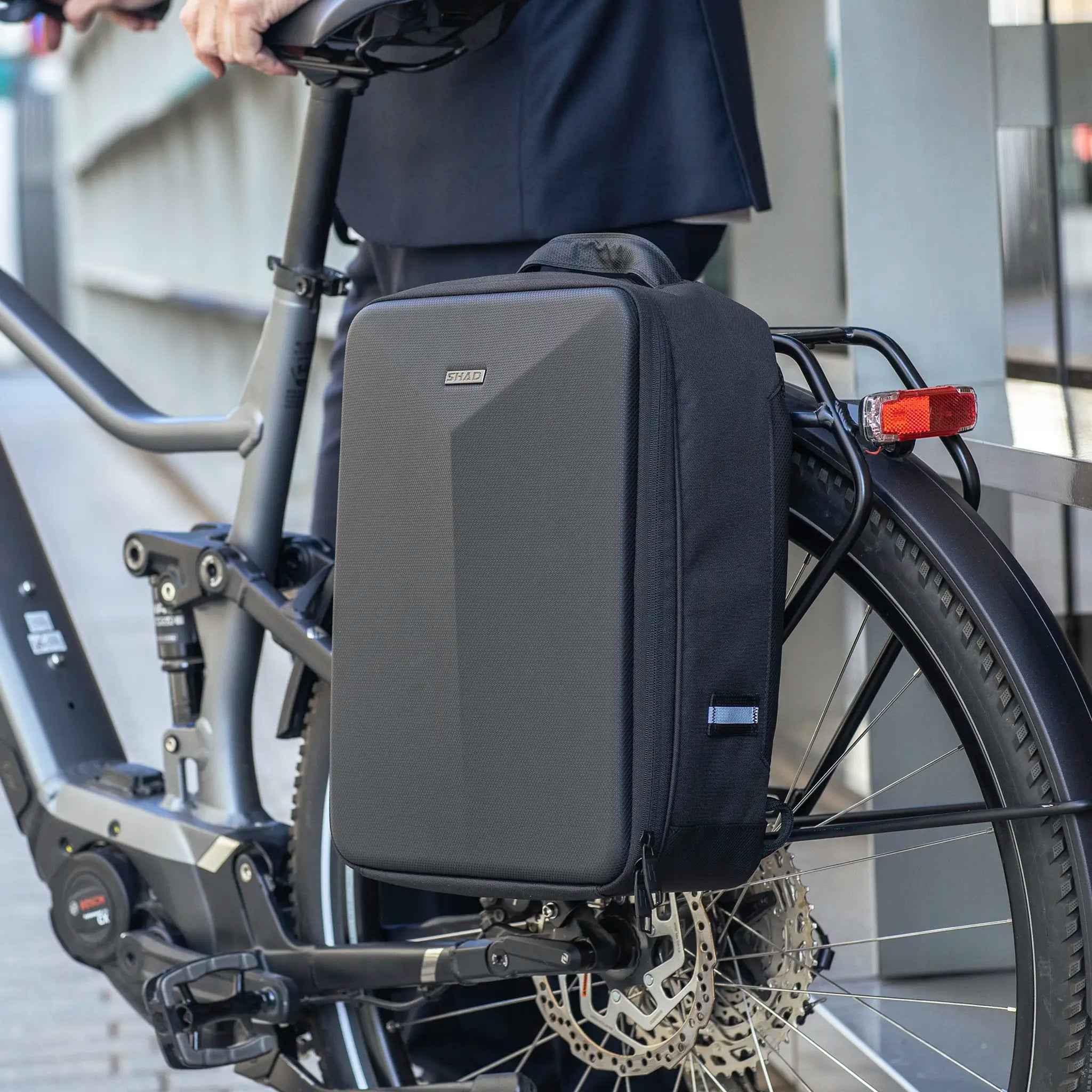 Executive Backpack 12L Shad Bikes - Main Image